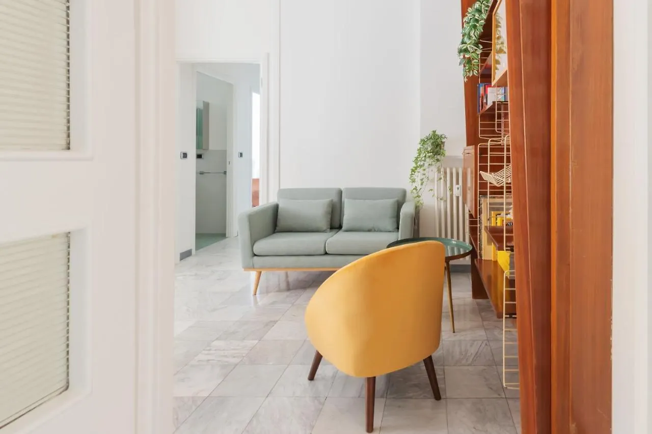 Апартаменты Joivy Wonderful 2Bed Flat In Perfect Centre Милан