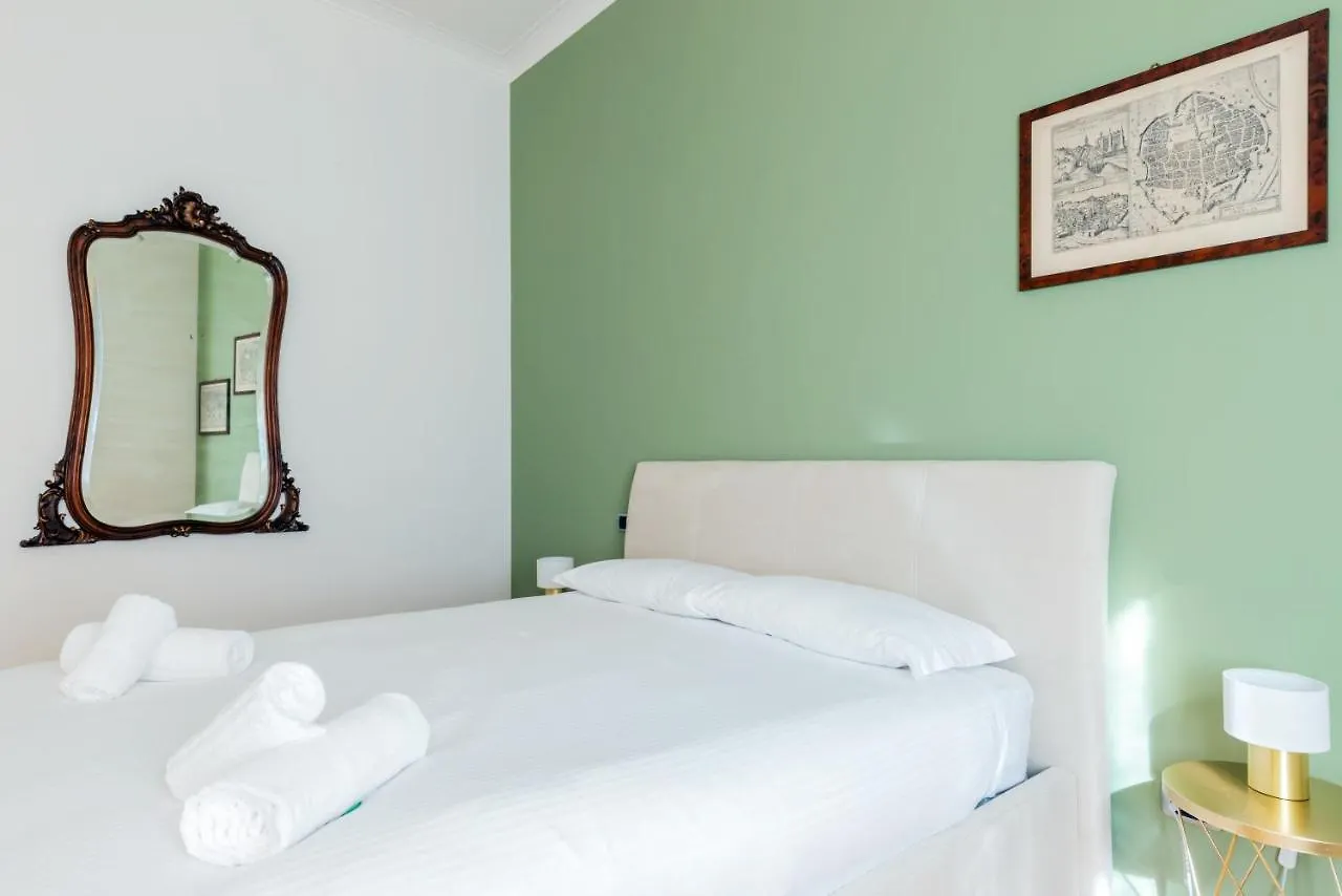 Апартаменты Joivy Wonderful 2Bed Flat In Perfect Centre Милан Италия